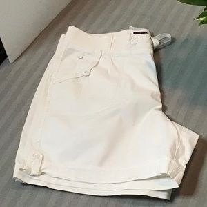 Gloria Vanderbilt White Shorts Size 12